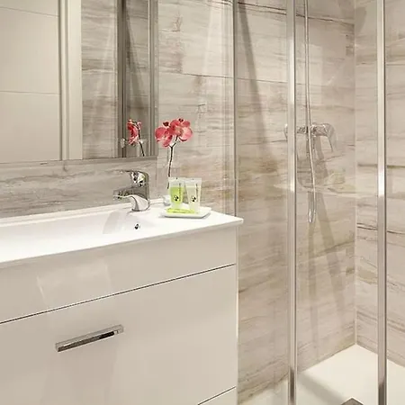 Apartamento Bermingham, Junto A La Playa Appartement *